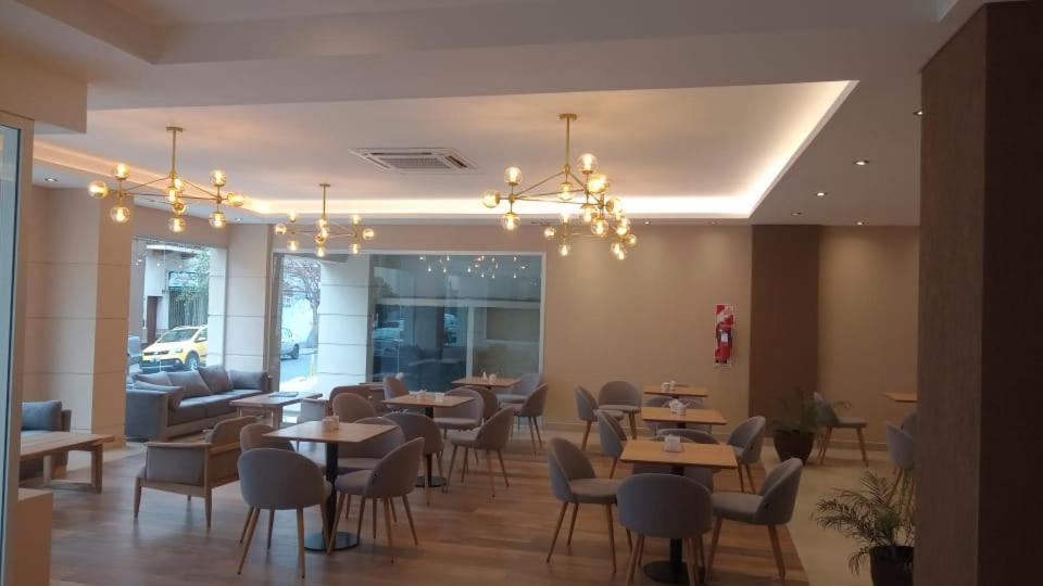 Hotel Alvarado Suites Salta Buitenkant foto